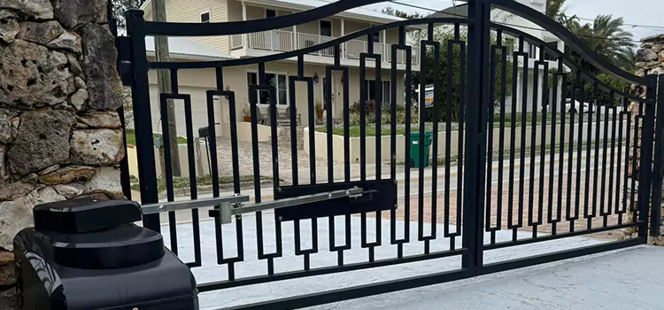 Swing Gate Opener with Keypad Chanhassen