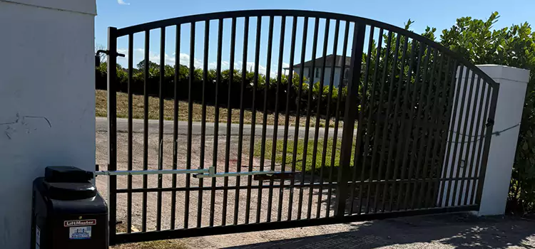 Driveway Fence Repair Chanhassen